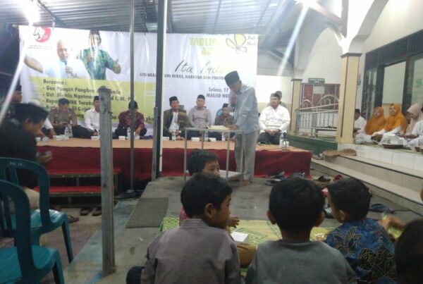Kegiatan Tabligh Akbar. Kegiatan Tabligh Akbar.
