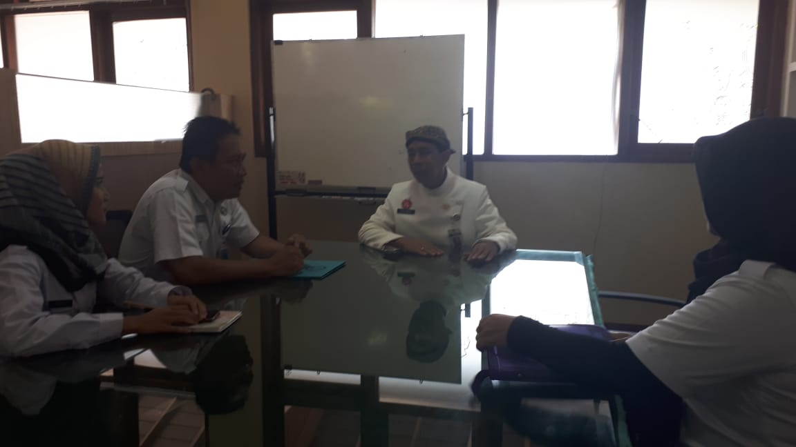 Kegiatan koordinasi terkait persyaratan klinik pratama BNN Kota Surakarta Kegiatan koordinasi terkait persyaratan klinik pratama BNN Kota Surakarta