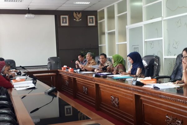 Kegiatan rapat koordinasi perijinan Klinik Pratama BNN kota surakarta