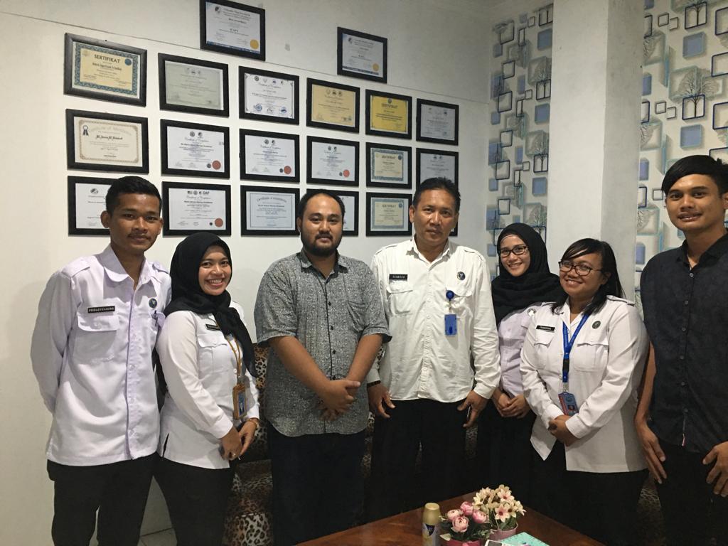 Kegiatan monitoring dan evaluasi di Yayasan Cahaya Kusuma Bangsa Kegiatan monitoring dan evaluasi di Yayasan Cahaya Kusuma Bangsa