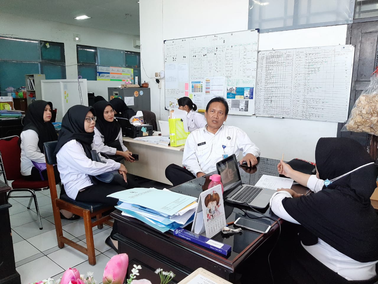 Konsultasi dengan Bidang Rehabilitasi BNN Provinsi Jawa Tengah Konsultasi dengan Bidang Rehabilitasi BNN Provinsi Jawa Tengah