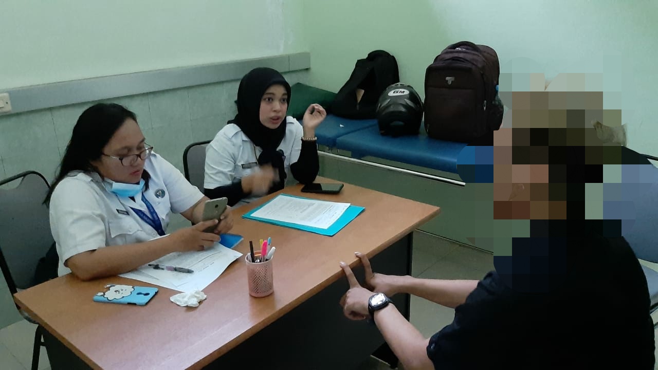 Kegiatan Skrining dan Asesmen Klien Rehabilitasi Sebagai Tindak Lanjut Koordinasi dengan Klinik Solo Medicare Kegiatan Skrining dan Asesmen Klien Rehabilitasi Sebagai Tindak Lanjut Koordinasi dengan Klinik Solo Medicare