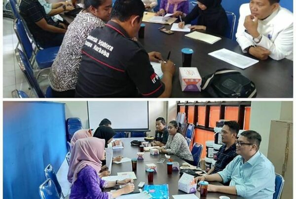Rapat verifikasi Lembaga Mengenai Mekanisme PKS LRKM Yang Akan Bermitra dengan BNN