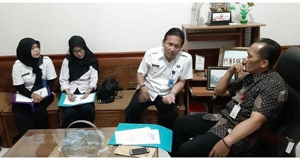 Kegiatan pemetaan desa/kelurahan yang direncanakan mendapat layanan pascarehabilitasi di kelurahan Jebres Kegiatan pemetaan desa/kelurahan yang direncanakan mendapat layanan pascarehabilitasi di kelurahan Jebres