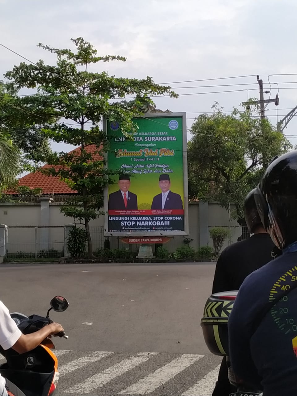 Pemasangan Baliho Iklan Layanan Masyarakat (ILM) Pemasangan Baliho Iklan Layanan Masyarakat (ILM)