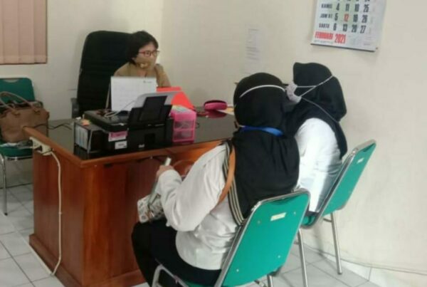 Koordinasi Program Pascarehabilitasi Dengan Dinas Koperasi, Usaha Kecil dan Menengah Kota Surakarta Koordinasi Program Pascarehabilitasi Dengan Dinas Koperasi, Usaha Kecil dan Menengah Kota Surakarta