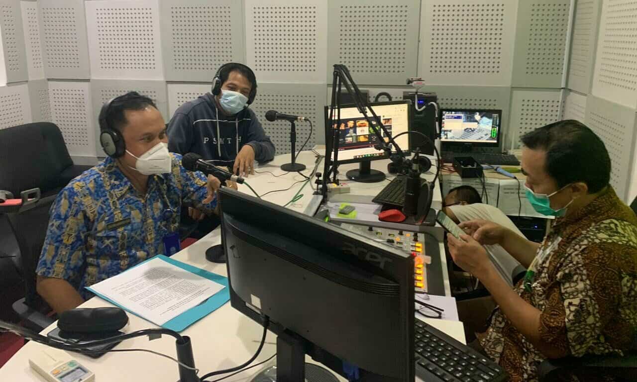 Dialog Interaktif Radio Metta FM, Dalam Progam "KIPRAH BALAIKOTA” Dialog Interaktif Radio Metta FM, Dalam Progam "KIPRAH BALAIKOTA”