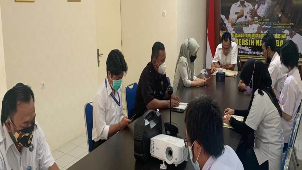 Bimbingan Rohani dan Mental Pegawai BNNK Surakarta Bimbingan Rohani dan Mental Pegawai BNNK Surakarta