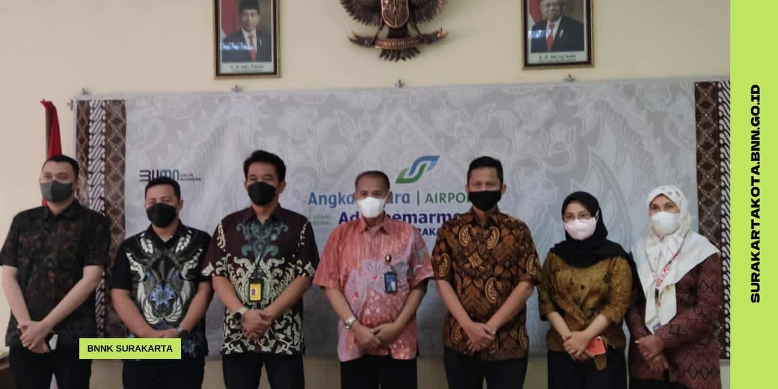 Audiensi BNNK Surakarta dengan PT. Angkasa Pura I Bandara adi Soemarmo Audiensi BNNK Surakarta dengan PT. Angkasa Pura I Bandara adi Soemarmo